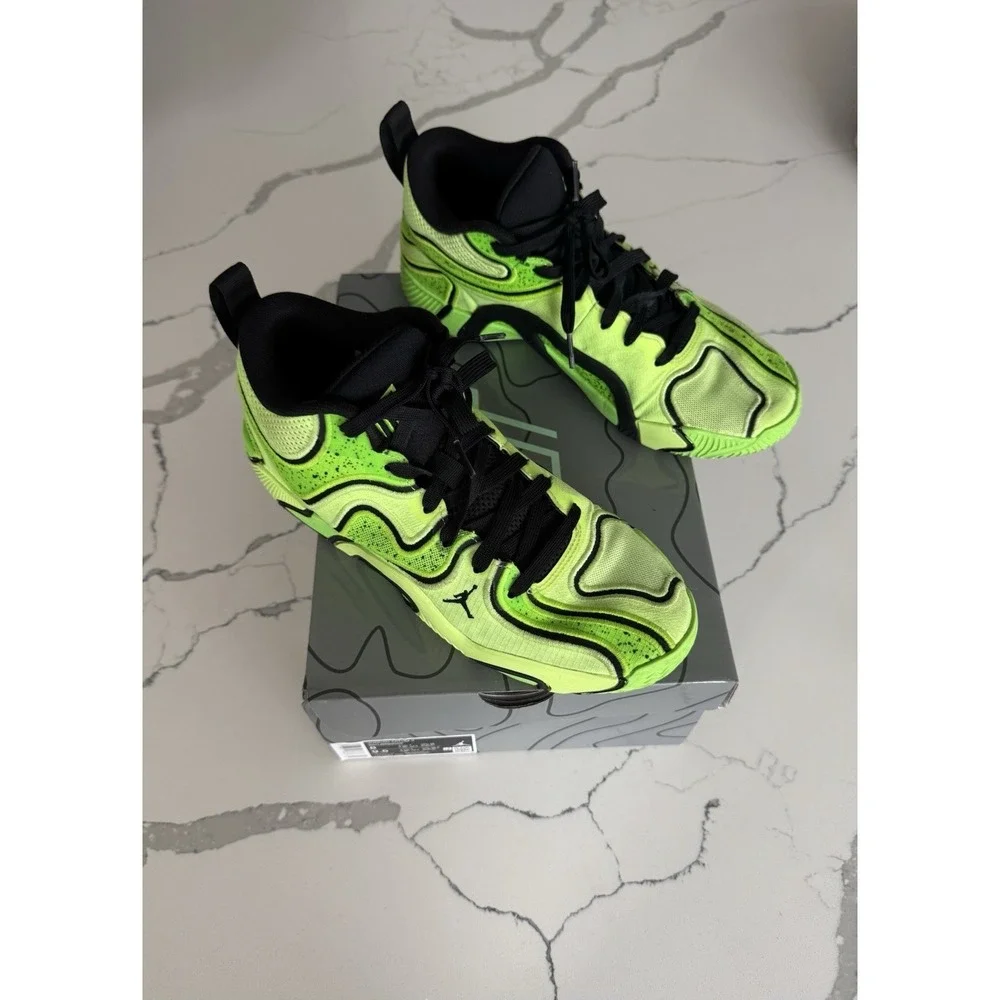 Size 8 - Air Jordan Tatum 3 6th Man